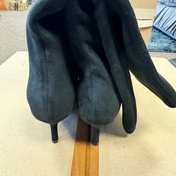 VOZTOLLS Knee High Boots - Picture 3 of 5